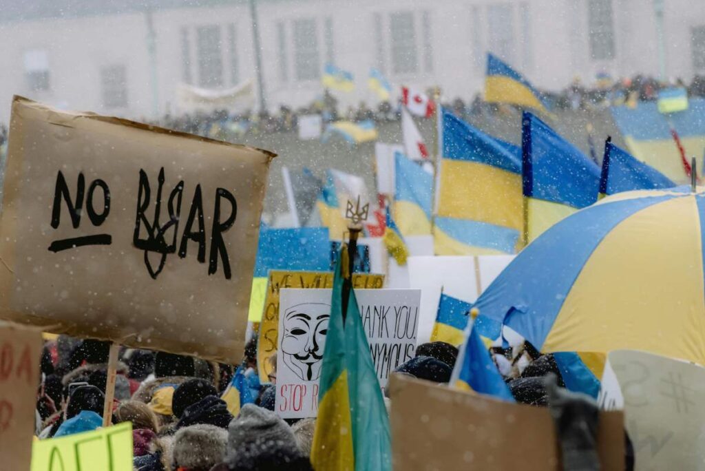 Мирні сигнали Росії: дипломатія чи політична пастка?