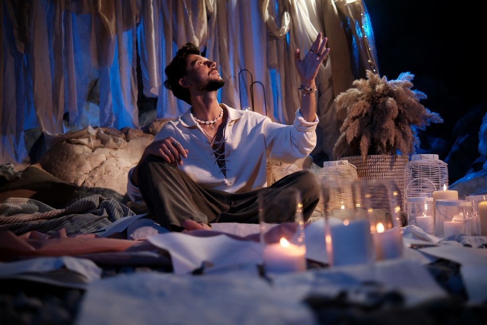 «Шлях» у двох вимірах: дорослий і дитячий світи зійшлися в новому відео SERAFÝN та ALBINA