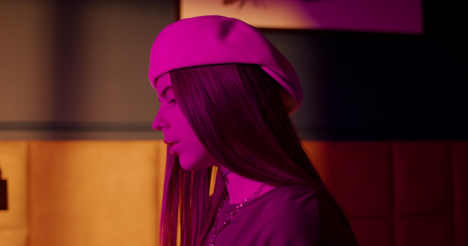 STASYA презентує сингл «Неоновий дощ» - історію близькості та кохання у ритмі великого міста