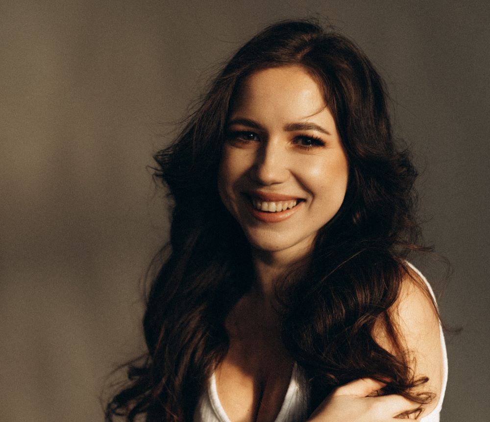 Терапія звуком: чому новий реліз VYNOHRADOVA варто послухати наодинці