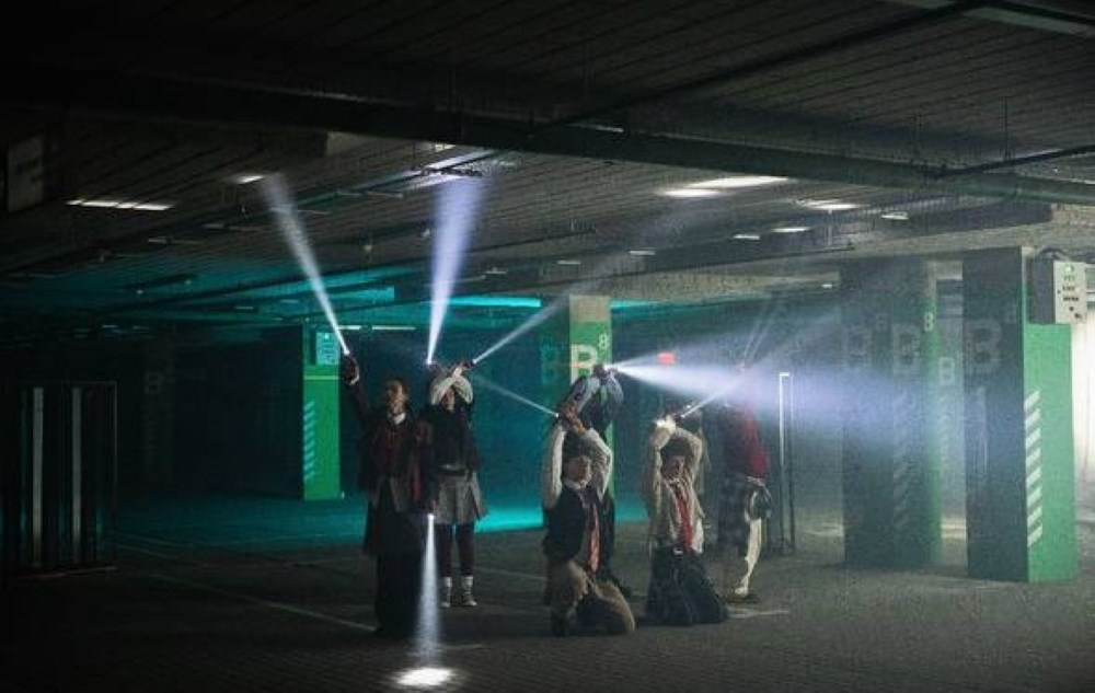 NICOLE озвучила найемоційніший момент юності – премʼєра пісні «Останній дзвоник»